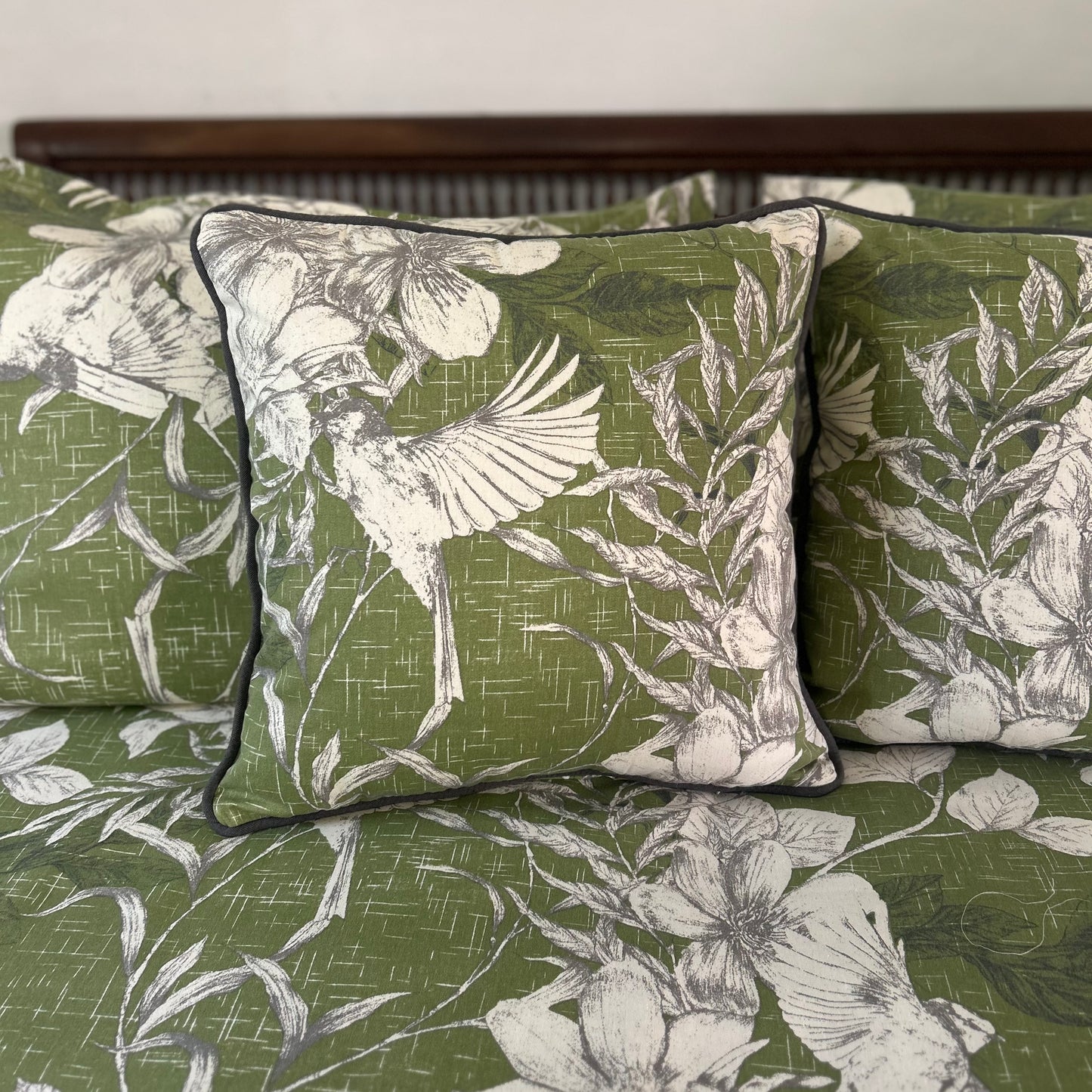 Maravelle Moss Bed Cover Set