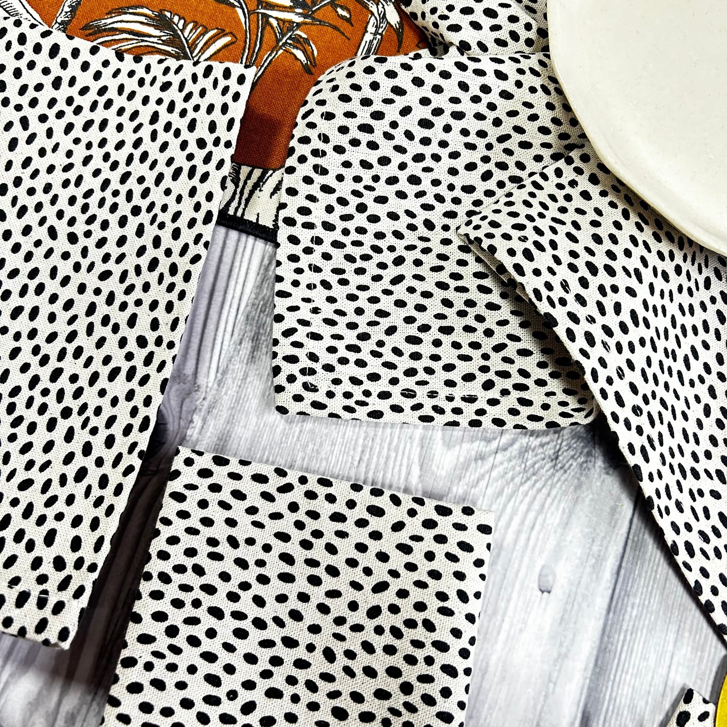 Spots Napkin Set