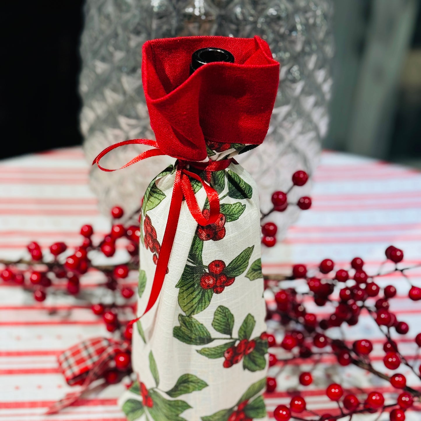 Merry Berry Bottle Bag