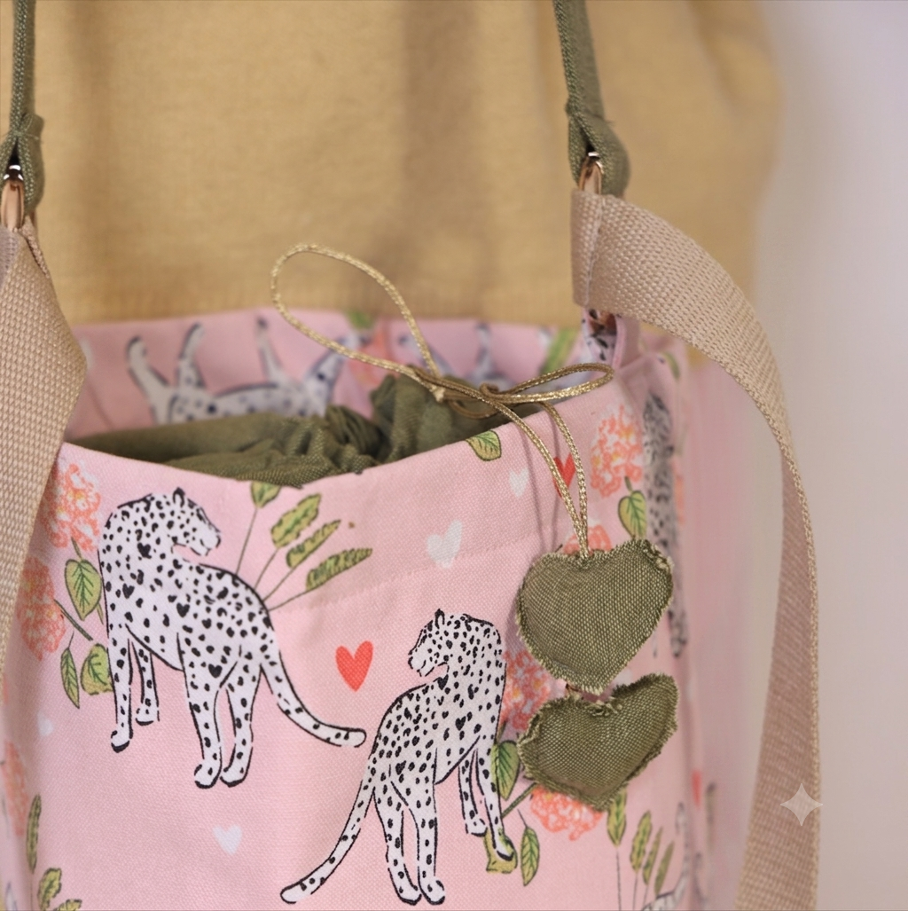 Lyra Bucket Bag