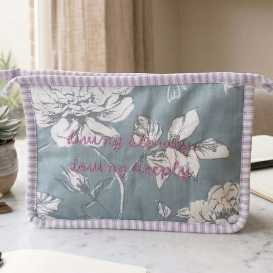 Magna Rose Sky Pouch