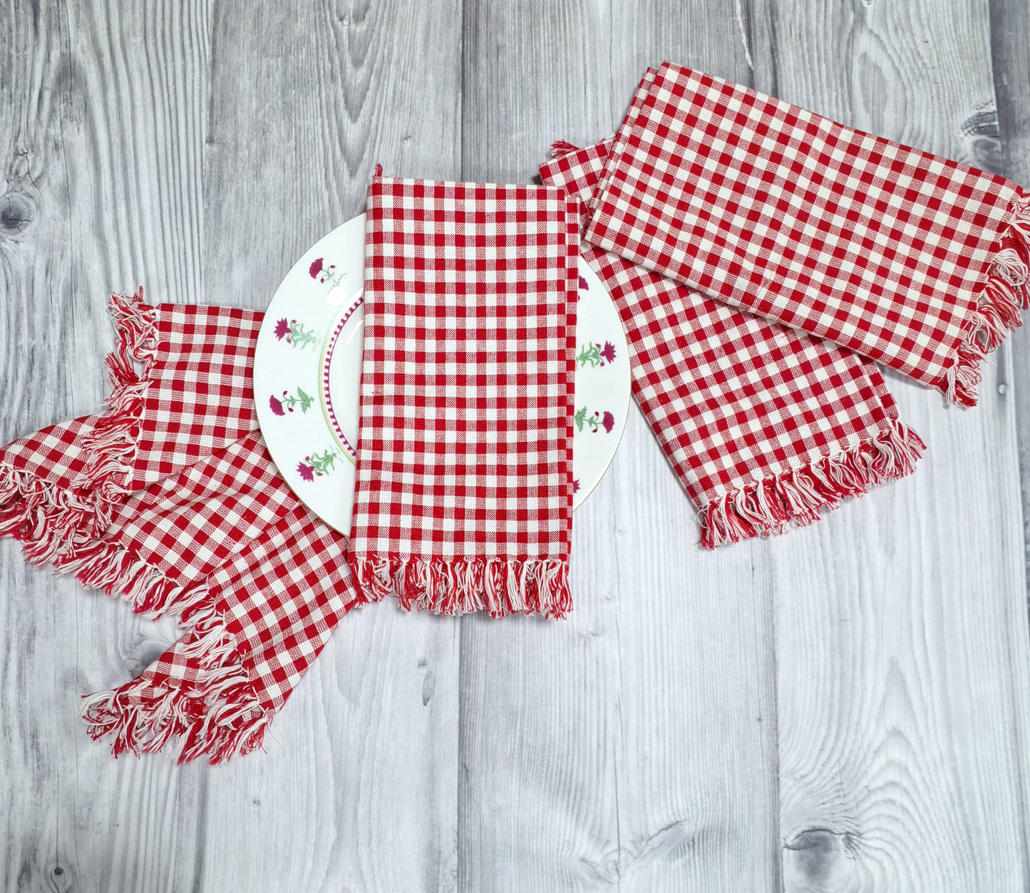 Red Checks Napkin Set