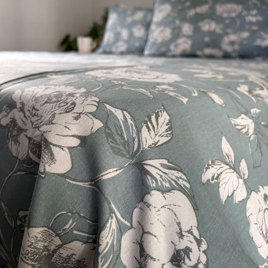 Magna Rose Single Bed Cover