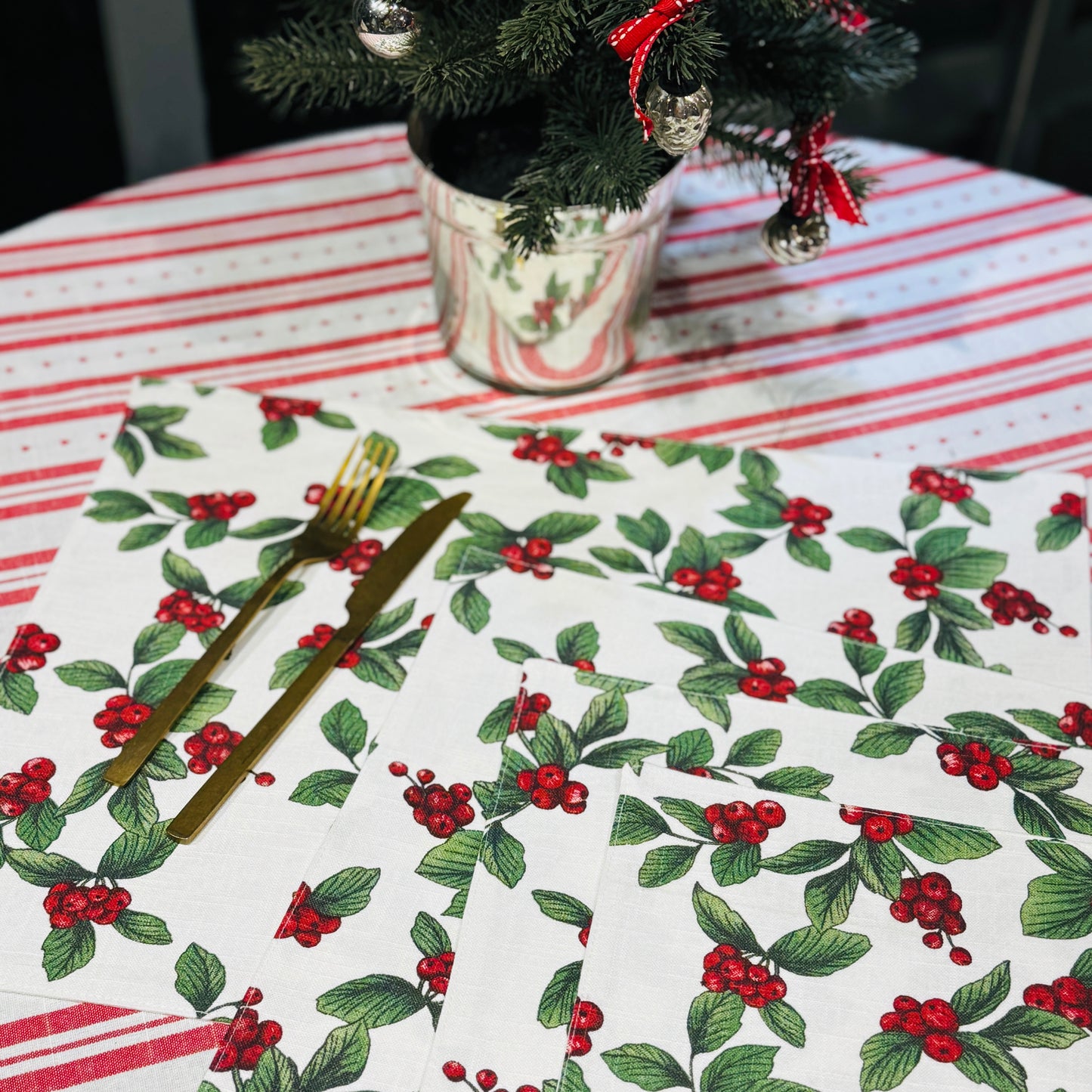 Merry Berry Placemat