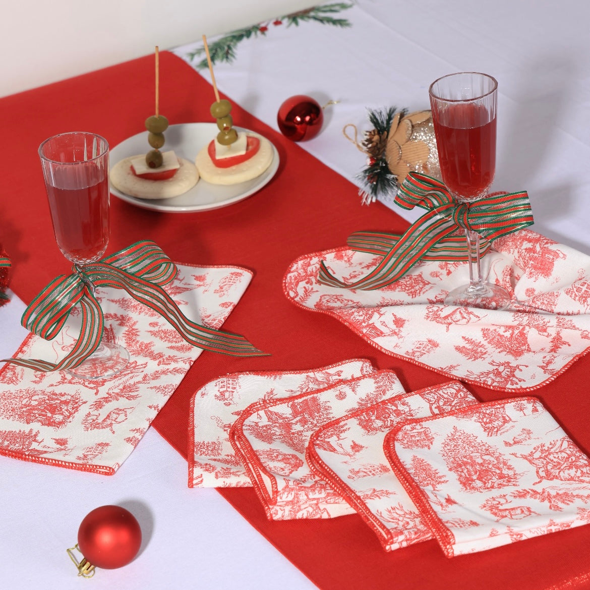 Noel Cocktail napkins