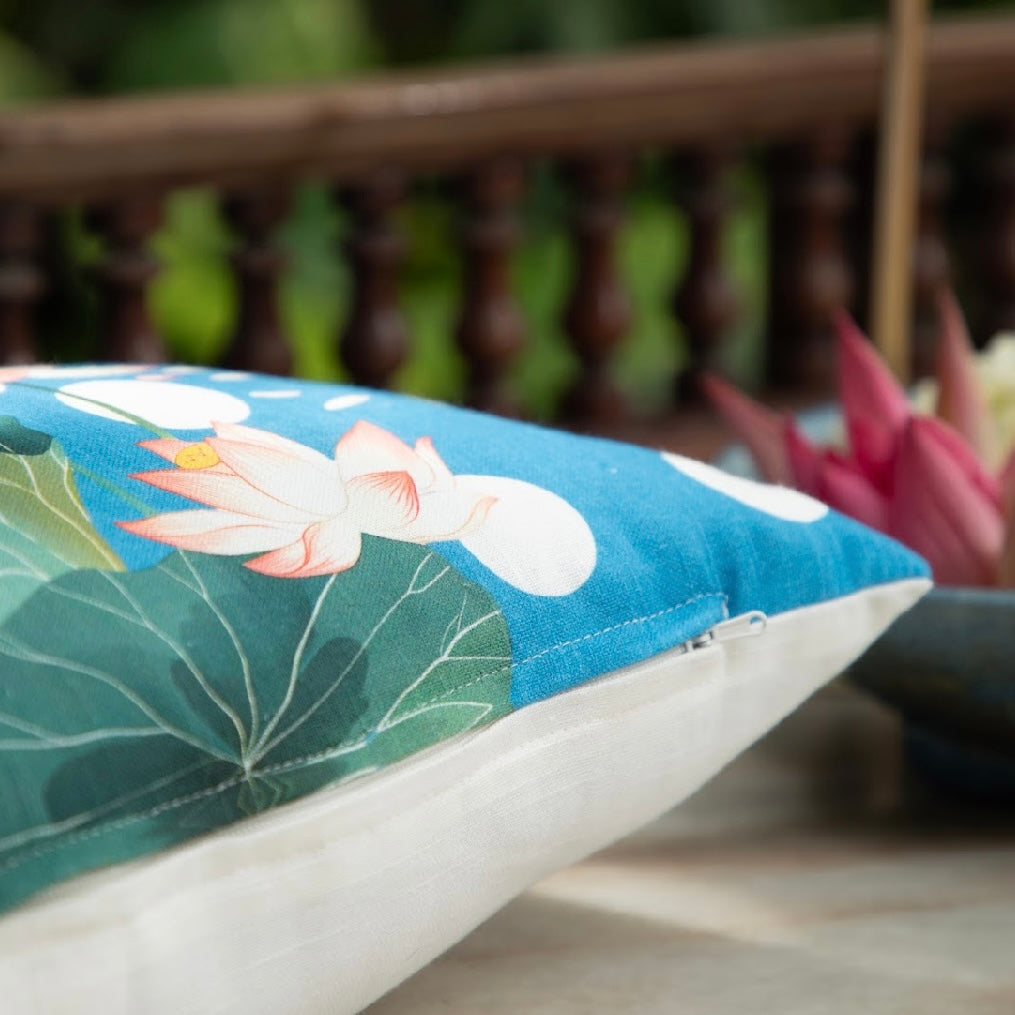 Water Lilly Oblong Cushion Cover