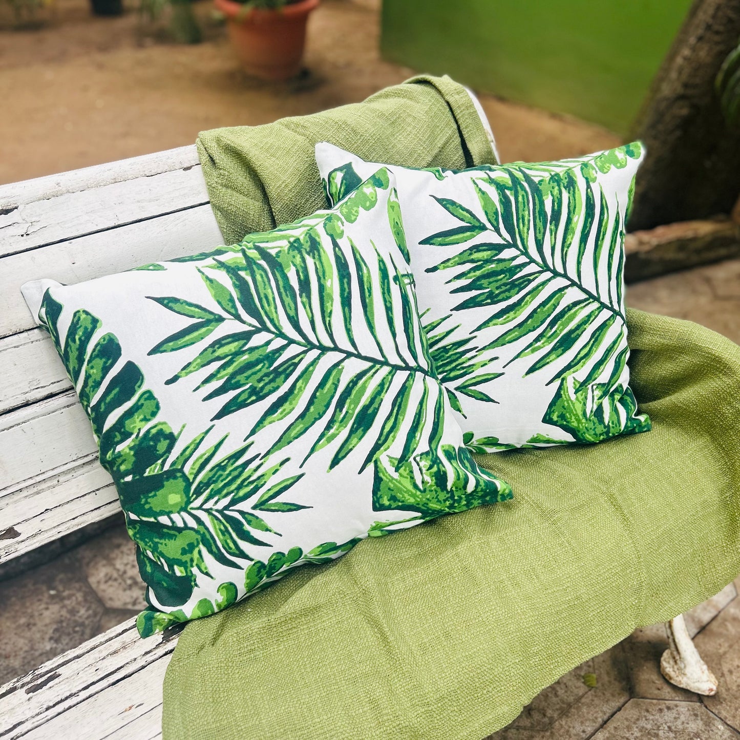 Emerald Leaf Cushion Cover Set