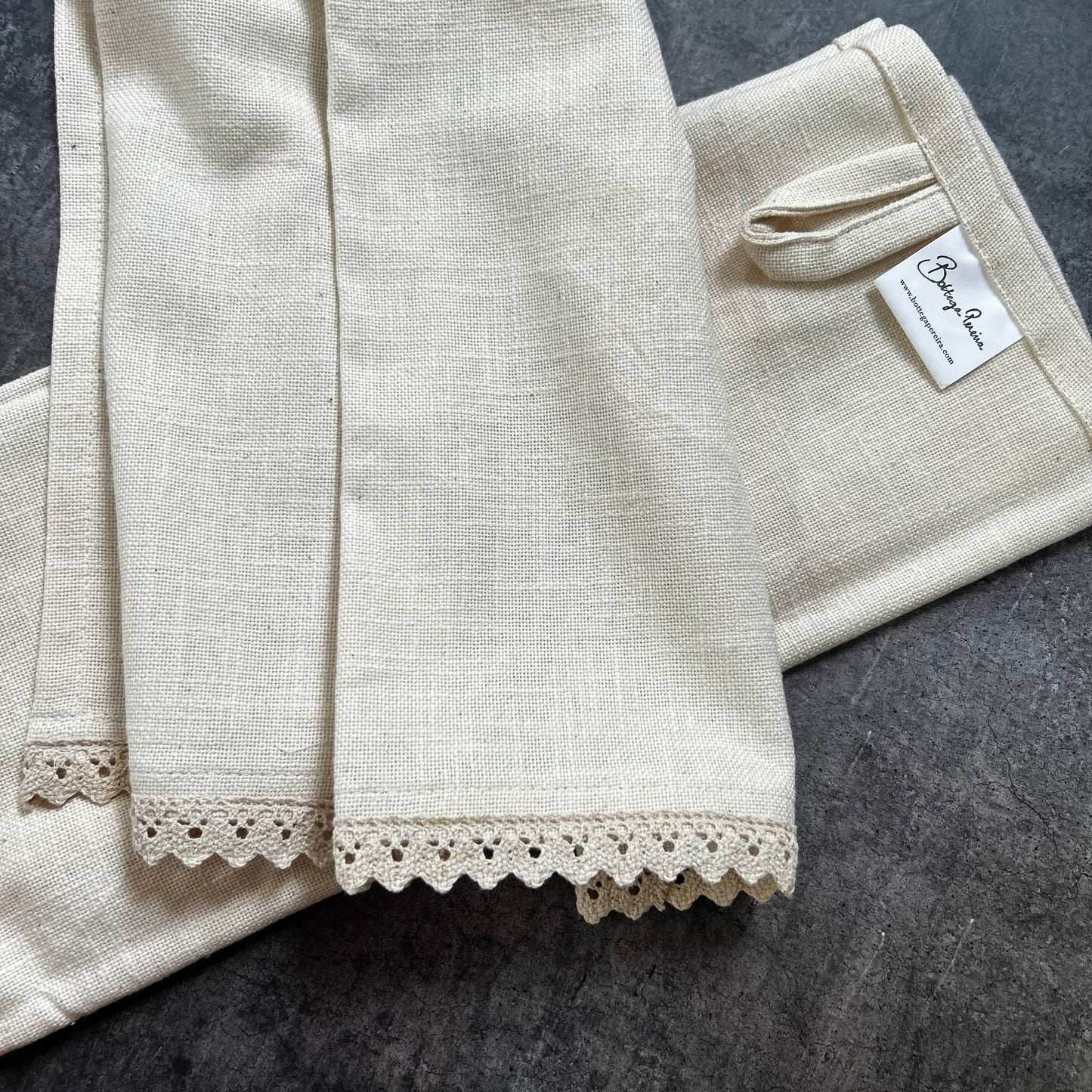 Natural Lace Hand Towel set