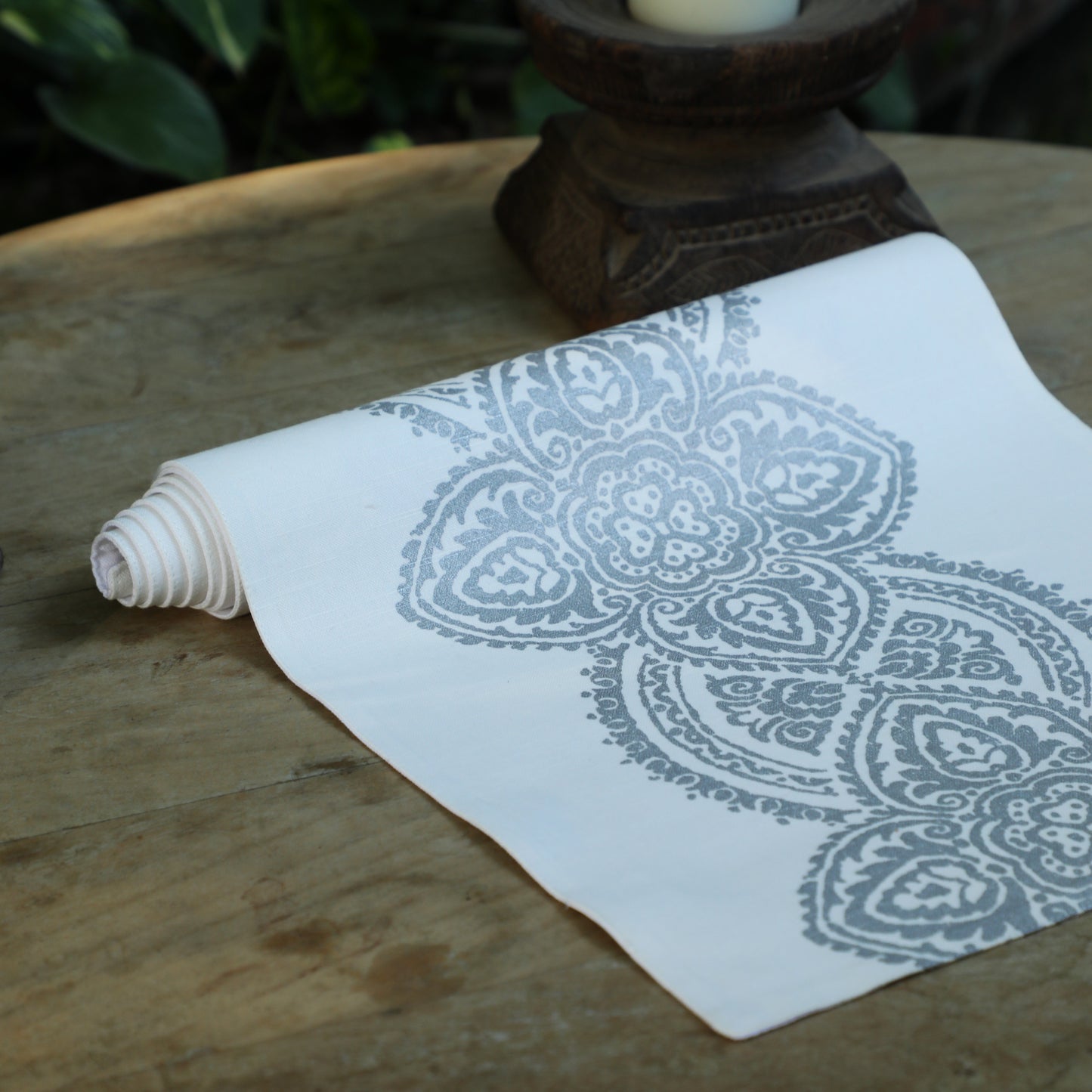 Athena White Silver Runner