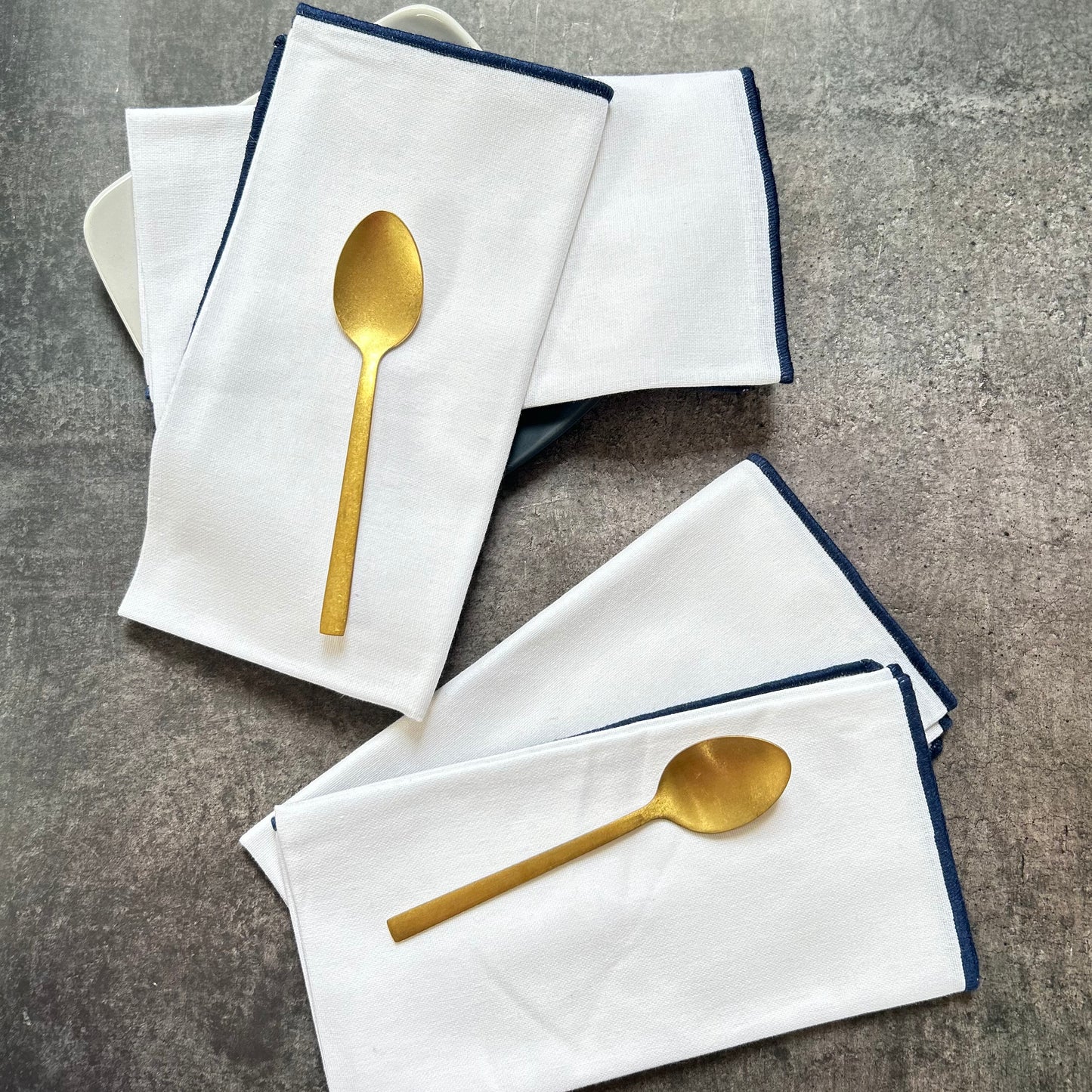 Line Napkin Set