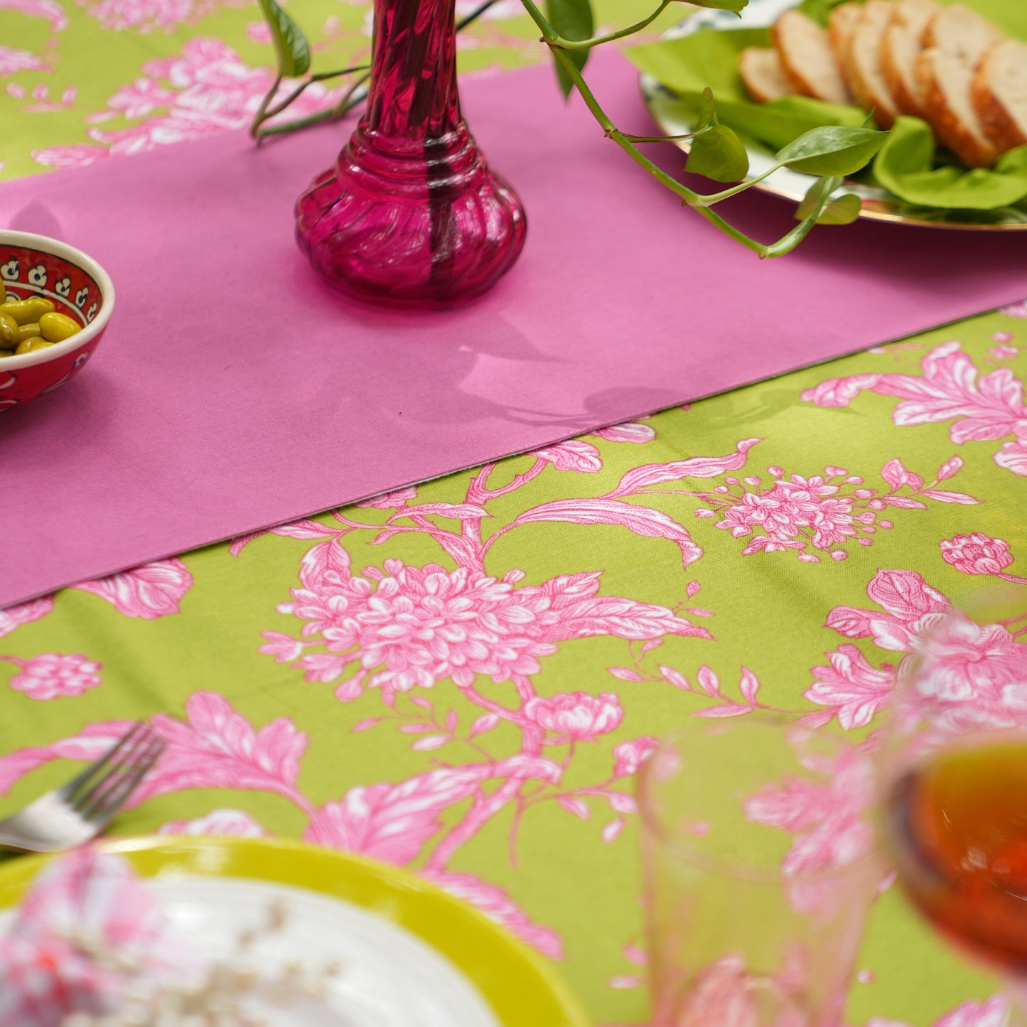 Spill Resistance Imperial Bloom Cassata Tablecloth
