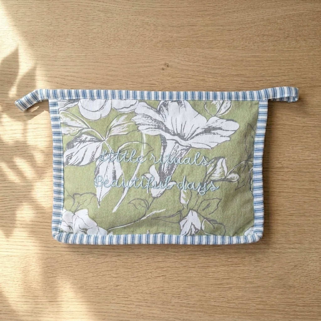 Magna Rose Pistachio Pouch