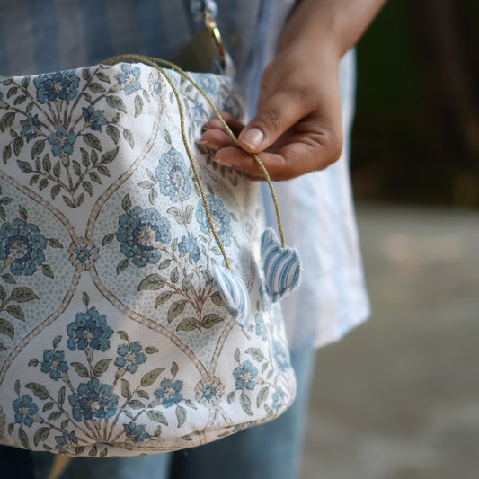 Neel Blue Bucket Bag