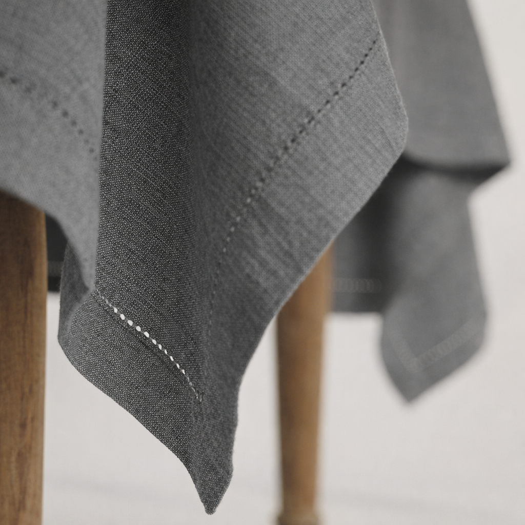 Riviera 10 Seater Tablecloth