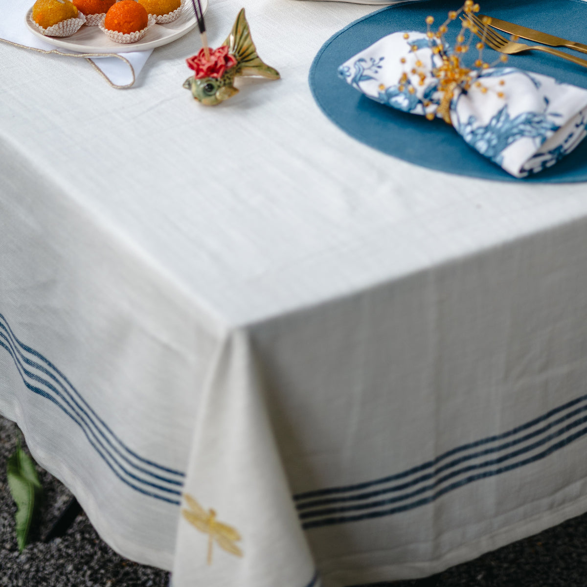 Thumbi Tablecloth