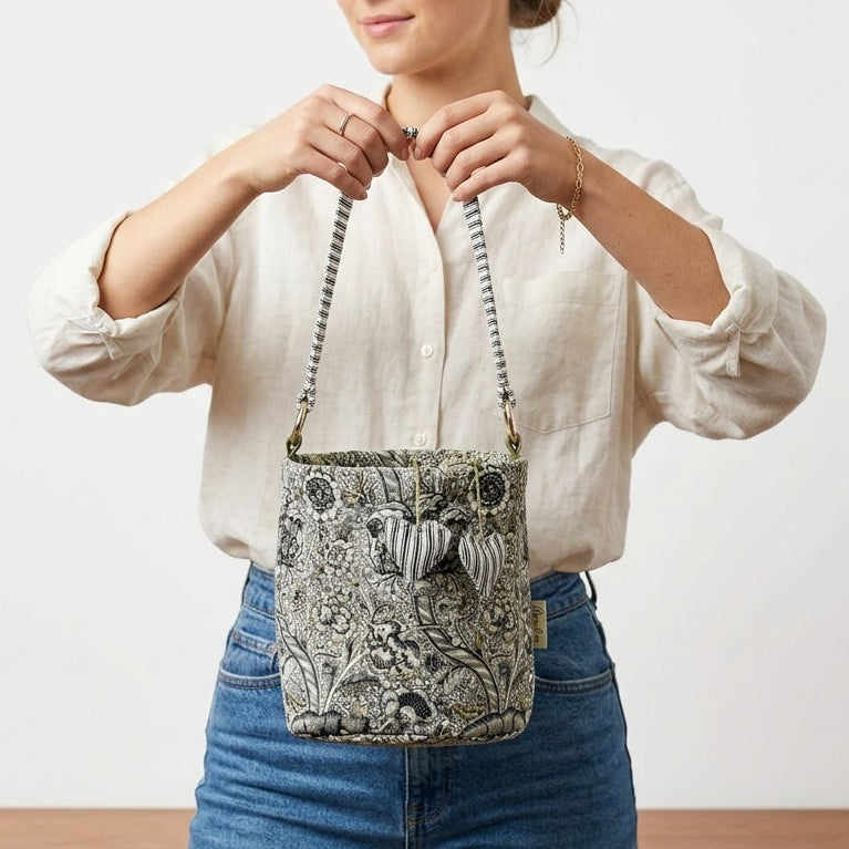 Neutralis Bucket bag