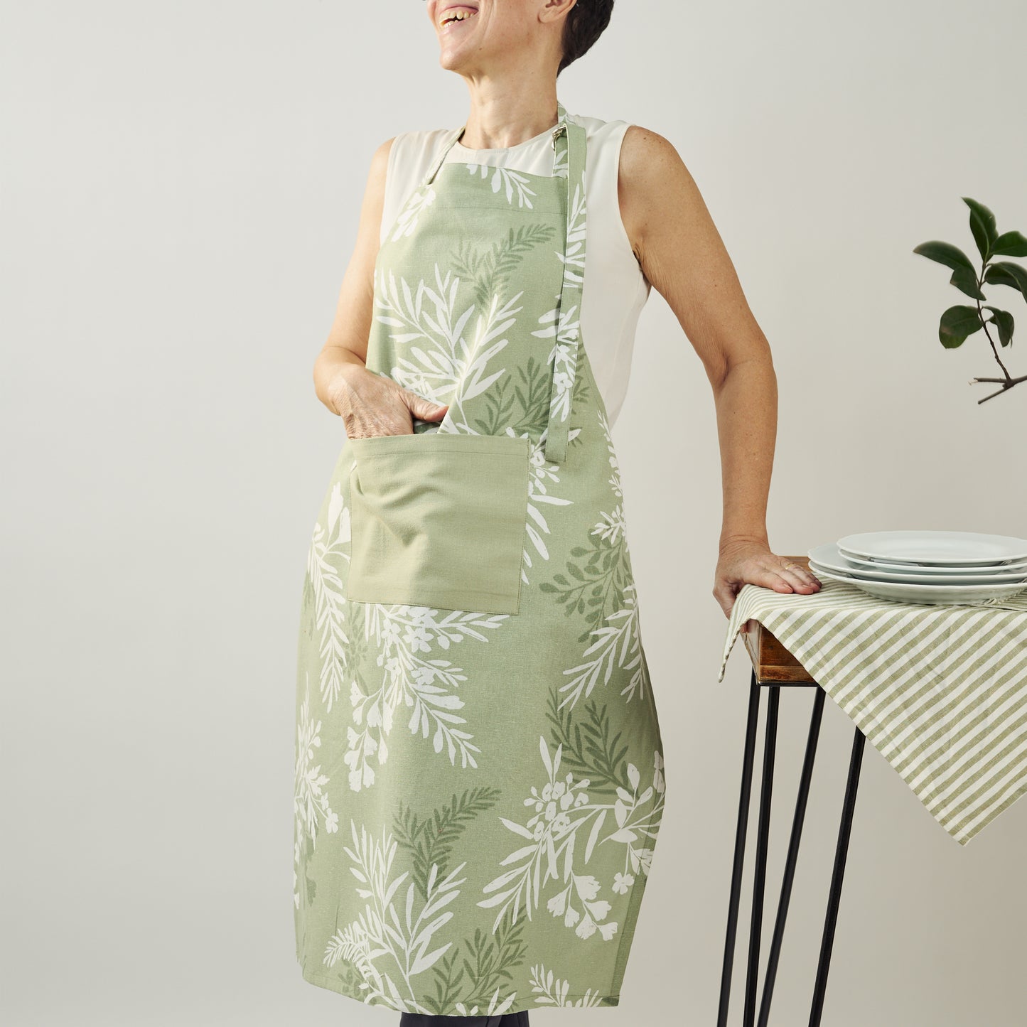 Green Fern Apron